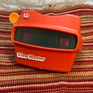 Vintage 1998 Fisher-Price View-Master 3D Viewer in Red